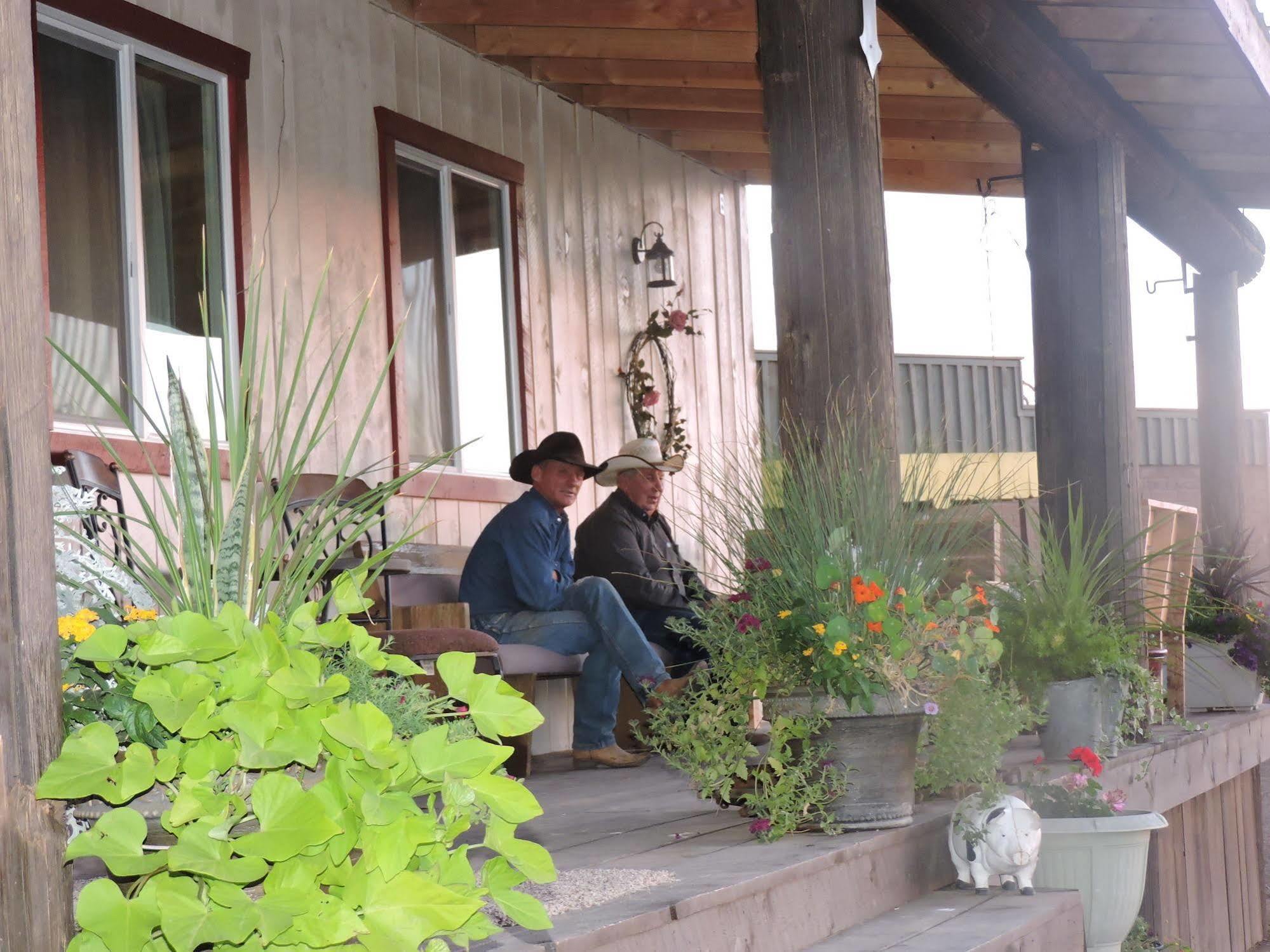 Отель Grand Canyon Ranch & Outfitters Fredonia Экстерьер фото